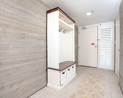 Phoenix East 911 3 Bedroom Condo