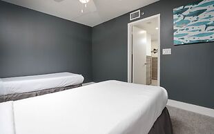 Phoenix East 911 3 Bedroom Condo