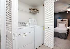 Phoenix East 911 3 Bedroom Condo