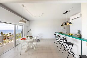Protaras H2O Seafront Suite