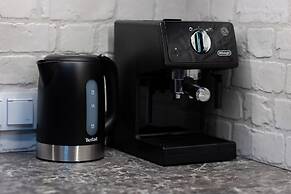 Trendy Apartment Wola by Renters