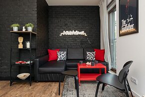 Trendy Apartment Wola by Renters