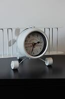 Trendy Apartment Wola by Renters