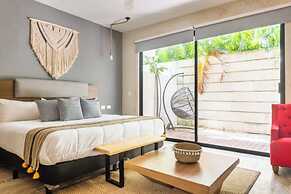 Magnificent Apartment Pool Gym