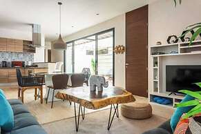 Magnificent Apartment Pool Gym