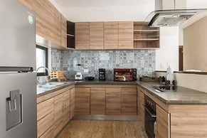 Magnificent Apartment Pool Gym