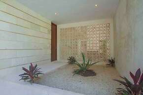 Magnificent Apartment Pool Gym