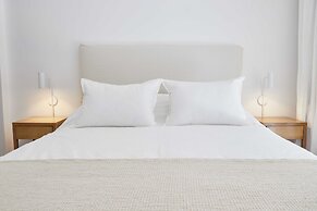 Shinny 2 bedrooms apartment