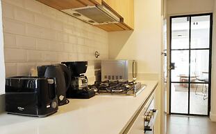 Shinny 2 bedrooms apartment