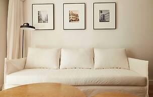 Shinny 2 bedrooms apartment