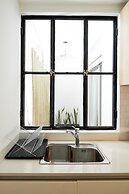 Shinny 2 bedrooms apartment