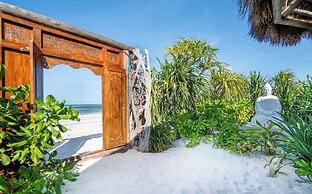 Sensations Eco-Chic Hotel