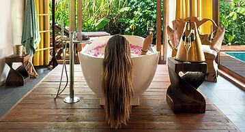 Sensations Eco-Chic Hotel