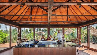 Sensations Eco-Chic Hotel