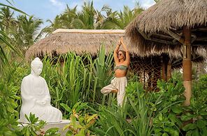 Sensations Eco-Chic Hotel