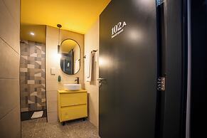 Eleven by Warren Collection