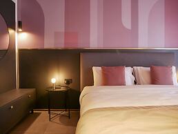 Eleven by Warren Collection