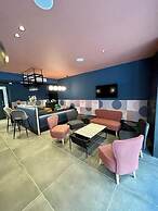 Eleven by Warren Collection