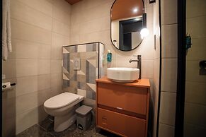 Eleven by Warren Collection