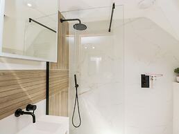 2 Dewars Farm Cottages