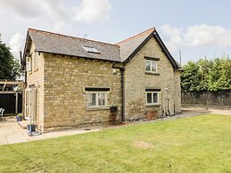 2 Dewars Farm Cottages