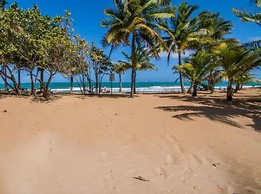 Beachside Adventure Suites