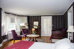 Blackberry River Inn