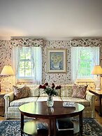 Blackberry River Inn