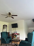 Blackberry River Inn