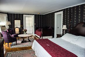 Blackberry River Inn