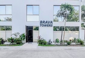 Spectacular Apartment Bridge Pool