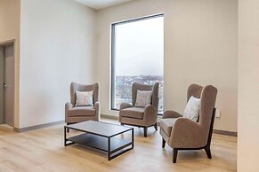 Comfort Inn & Suites Newark Liberty International Airport