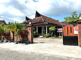 Capital O 92615 Villa Utama D'alas Purwo