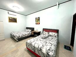 Capital O 92615 Villa Utama D'alas Purwo