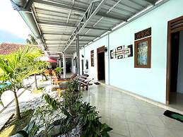 Capital O 92615 Villa Utama D'alas Purwo