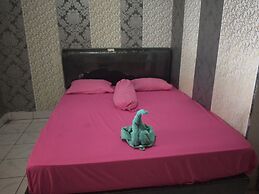 OYO 92618 Hotel Mareje Sariguna