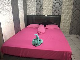 OYO 92618 Hotel Mareje Sariguna