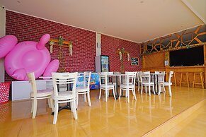 Collection O 92634 Villa Ds