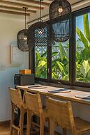 Villa Tiny - Close to Nyanyi Beach