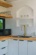 Villa Tiny - Close to Nyanyi Beach