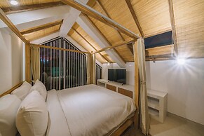 Villa Tiny - Close to Nyanyi Beach