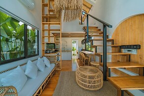 Villa Tiny - Close to Nyanyi Beach