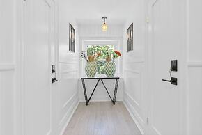 Cozy Comfortable and Quiet Suites LL