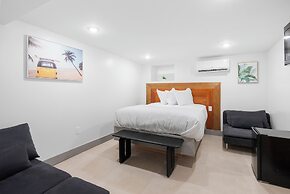 Cozy Comfortable and Quiet Suites LL