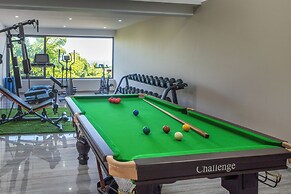 BLUE BUTTERFLY Luxury Pool Villa by Blue Mountain Villas