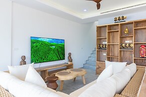 BLUE BUTTERFLY Luxury Pool Villa by Blue Mountain Villas