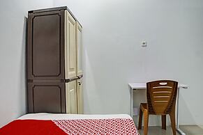 OYO 92721 Planet Guest House Syariah