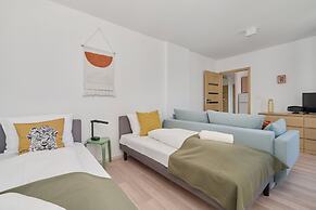 Apartment Benedykta Polaka by Renters