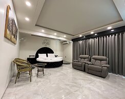 Anand Resort - A luxury Resort Nashik