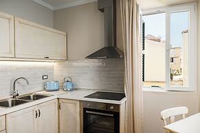 Fotiadis Family Luxury Suites by Konnect